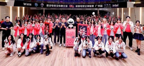 PL Girls掠夺者校园电竞女神联赛究竟是怎么火出圈的？