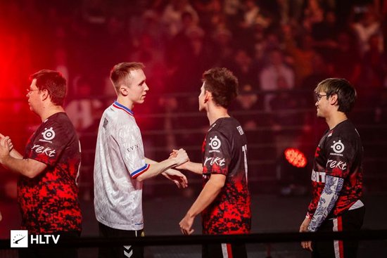 Thorin：免费放走ropz是CS历史上最糟糕的管理层决策之一