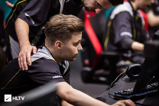 NAVI爆冷负于Astralis，止步阿斯塔纳站